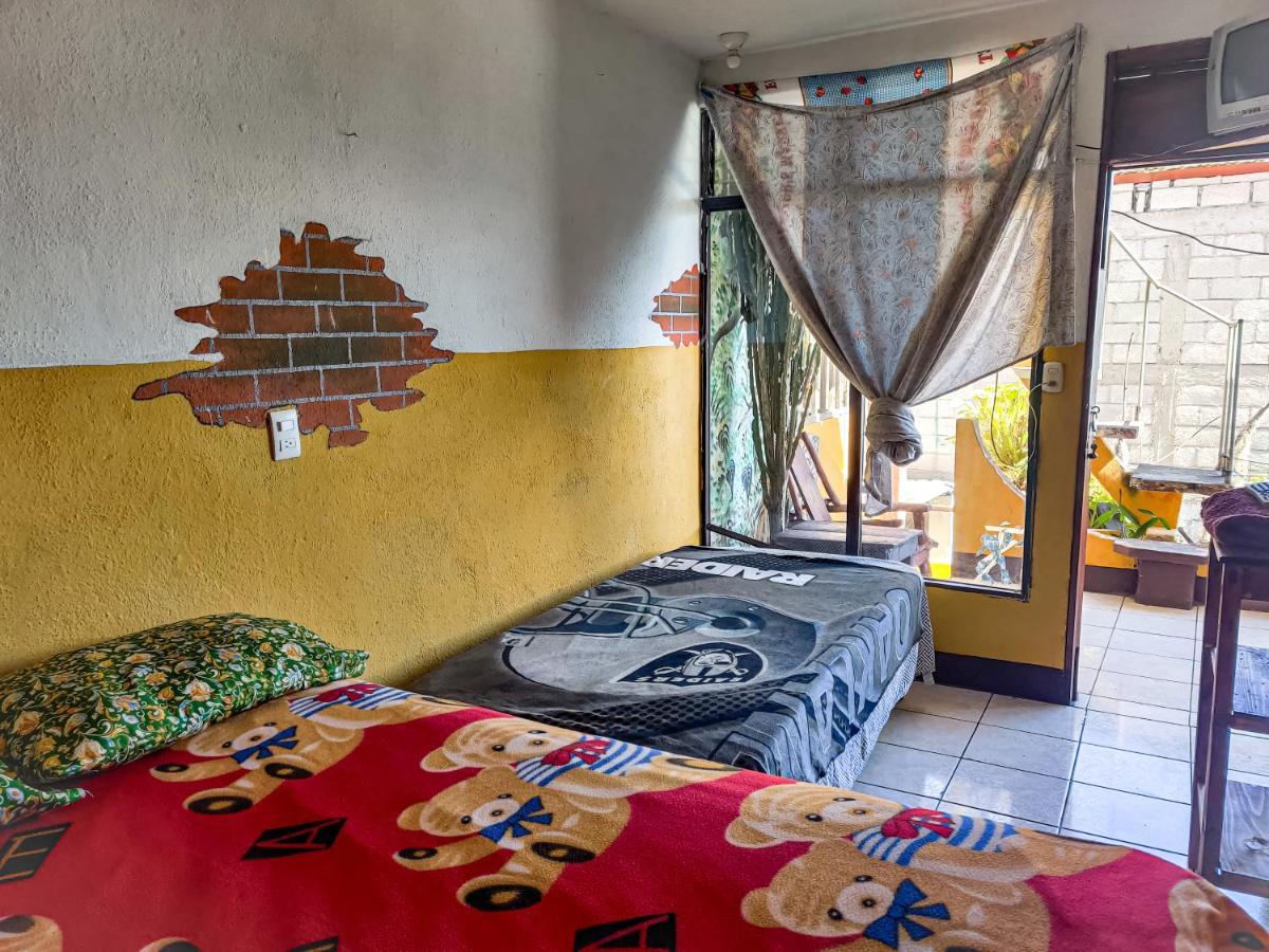Hotel San Francisco San Pedro La Laguna Buitenkant foto