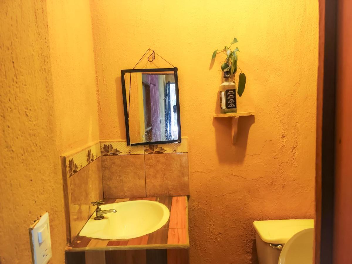 Hotel San Francisco San Pedro La Laguna Buitenkant foto